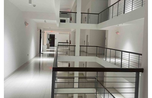 Saint Andrew Apartment | Stylish 2 Bedroom Apartment with Pool View & Gym Access
