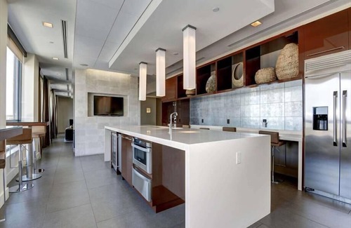 Aurora Highlands Apartment | Stylish 2BR Suite with Kitchen & Work-Friendly Space