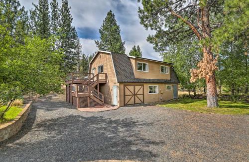 Bend House | Stylish Bend Barn Retreat with Deck Near Scenic Trails