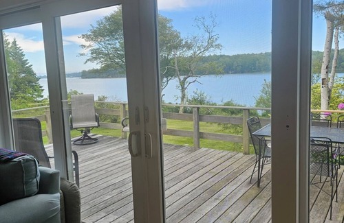 Spruce Head House | Elegant Cottage Retreat with Pool and Spa Amenities