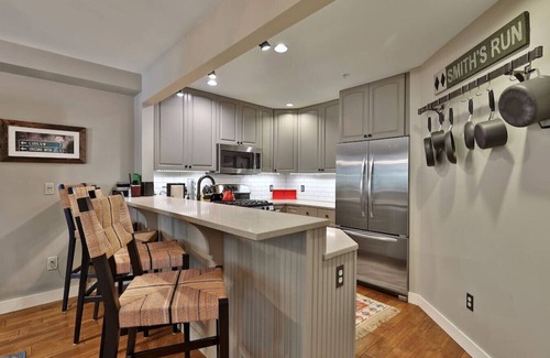 Ludlow House | Modern Condo Retreat with Ski Access and Family-Friendly Amenities