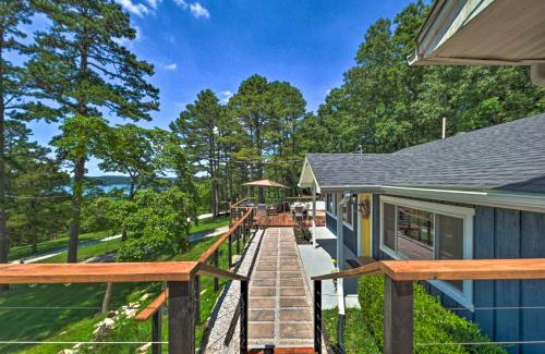 Rogers House | Elegant Cottage with Inviting Lake-View Deck for Families!