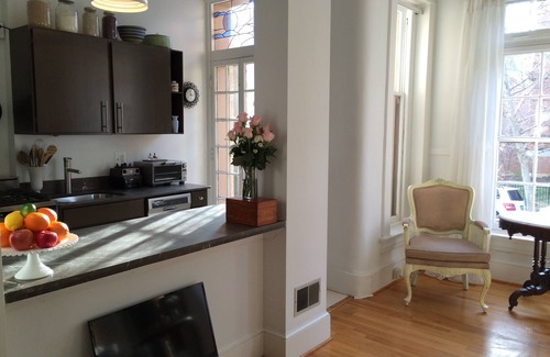 Reed-Cooke Apartment | Top-Rated DuPont/Kalorama Getaway with Private Balcony