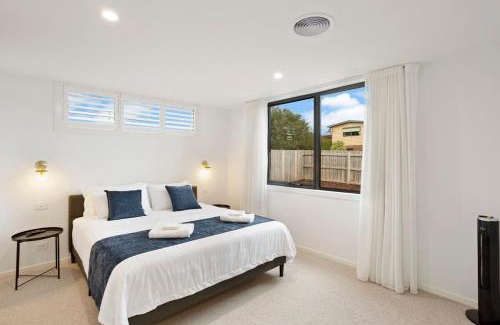 Cape Woolamai House | Elegant Family Retreat Steps from the Beach - 4-Star Stay