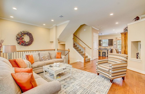 Georgetown House | Elegant Townhome with Rooftop Terrace & Pool Near Park