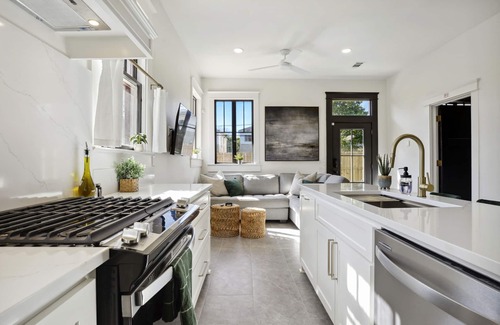 Roseland Terrace Historic District House | Elegant Garden District Retreat Near LSU and Downtown