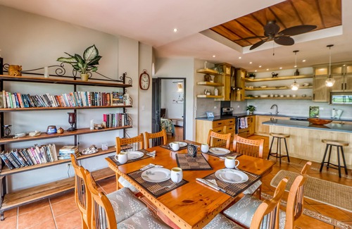 Playa Flamingo Condo | Prime Oceanfront Retreat with Pool and Outdoor Kitchen