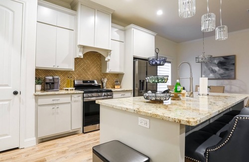Lubbock House | Discover Upscale Living in Uptown West with Family-Friendly Amenities