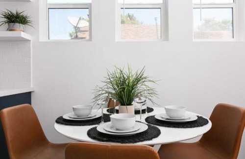Historic Filipinotown House | Upscale LA Getaway Sleeps 8 with Free Parking