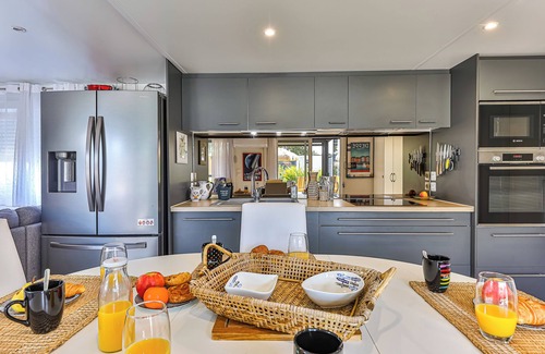 Sainte-Foy Cottage | Upscale lodge*Near Vendée Globe*Sauna*Fitness*Pool*Draps & Towels