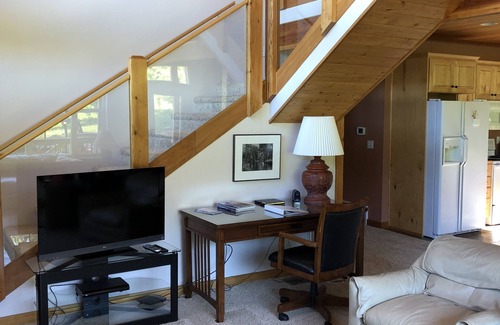 Finley Point House | Elegant Home with Ocean View Overlooking Flathead Lake