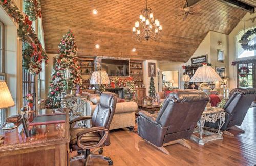 Franklin House | Scenic Mountain Retreat with Unforgettable Views, 10 Mi to Dwtn