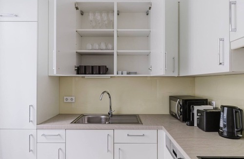 Neubau Apartment | Upscale Neubau 3BR w/Elevator & W/D, by Blueground