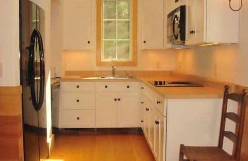Truro Cottage | Newly Renovated Cottage with Ocean View & Pool Retreat