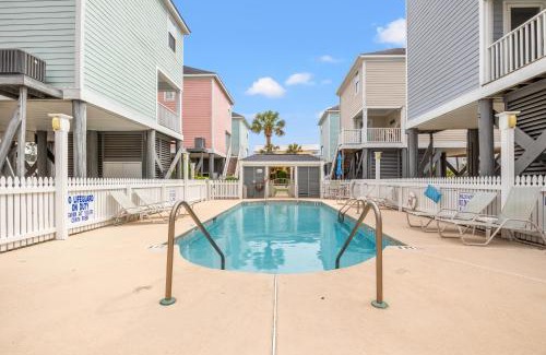 Garden City House | Upscale, Stylish, Raised 3 BR Beach House Sleeps 7!
