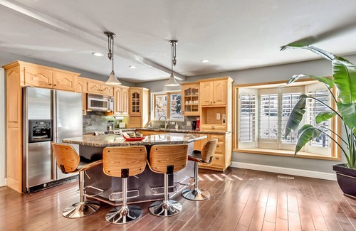 Olympus Cove House | Elegant Retreat with Fireplace & Scenic Views near Ski Resorts