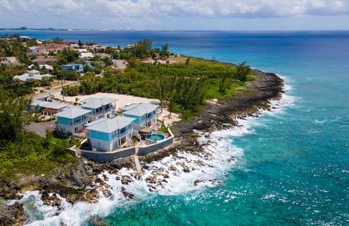 West Bay Apartment | Oceanfront Cabana with Breathtaking Views & Top Amenities