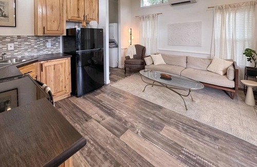 Dripping Springs Apartment | Upstay - Cabin Home in Dreamland
