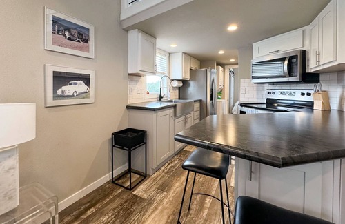 Dripping Springs Apartment | Upstay - Dreamland Cabin With Loft - Near Austin