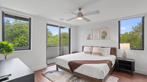 West Congress Apartment | Upstay Modern 2 Bedroom Home near South Congress