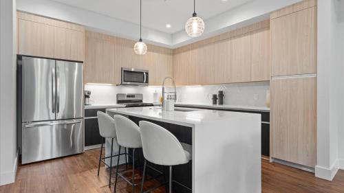 West Congress Apartment | Upstay Modern 2 Bedroom Home near South Congress