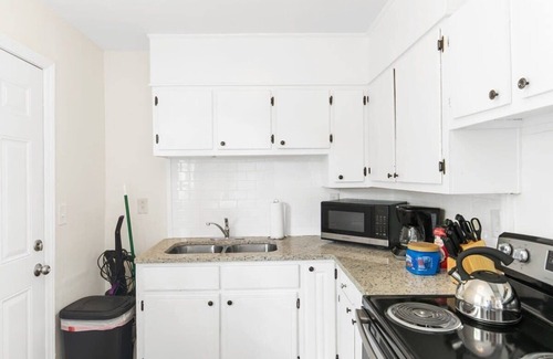 Norwood Apartment | Uptown Apartment: Family-Friendly Retreat Near Parks