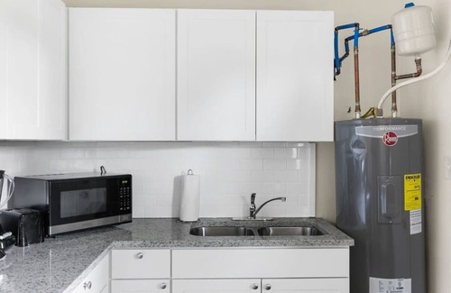 Norwood House | Uptown Apartment, Near Parks! The Bricks Unit 1