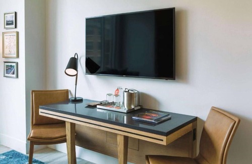 Cityplace House | Uptown Dallas stay with a rooftop lounge
