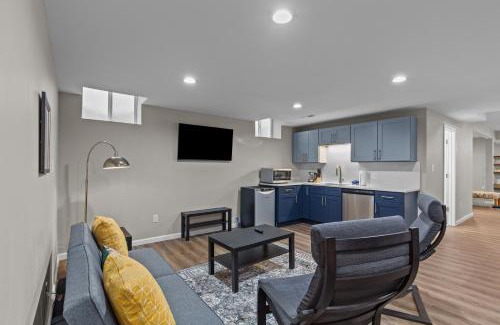 The Gate House | Family-Friendly Retreat with Pet and Child Amenities