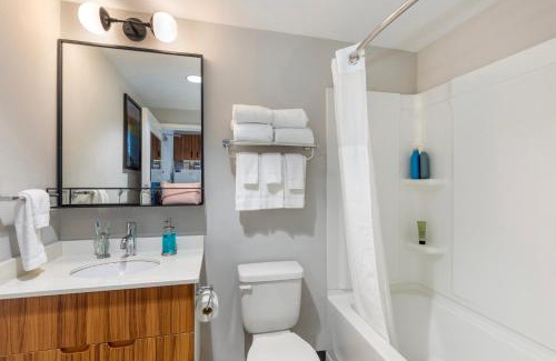 Centennial Hotel | Comfortable Extended Stay at Uptown Suites Denver, CO