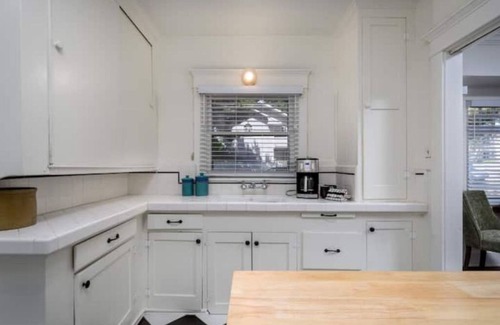 Whittier House | Ideal Uptown Whittier Bungalow: Family & Pet Friendly Getaway