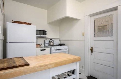 Whittier House | Ideal Uptown Whittier Bungalow: Family & Pet Friendly Getaway