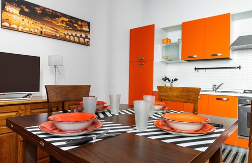 Santo Stefano Apartment | UR-NEST Matteucci: Cozy One-Bedroom with Spa and Kitchen