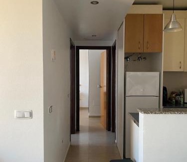 Los Geraeos Apartment | Relaxing Oceanfront Apartment in Urb. Los Collados, Águilas