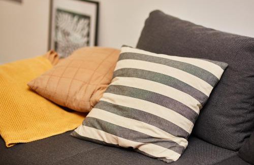 Bistrita Apartment | Top-Rated Urban Apartment with Breakfast & Family Amenities