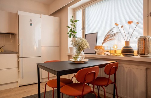 Rovaniemi Apartment | Urban Arctic Elegance: Family-Friendly 2-Room Retreat