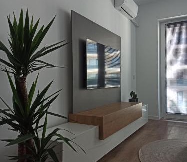 Oradea Apartment | Outstanding Urban Arena Apartment - Guest Rated 9.9/10