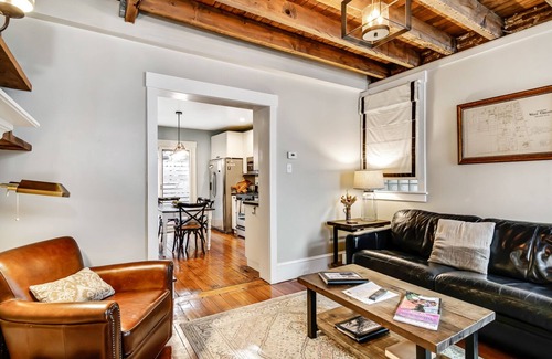 Center City House | Explore Urban Retreat: 4BR/2BR with Patio & Parking