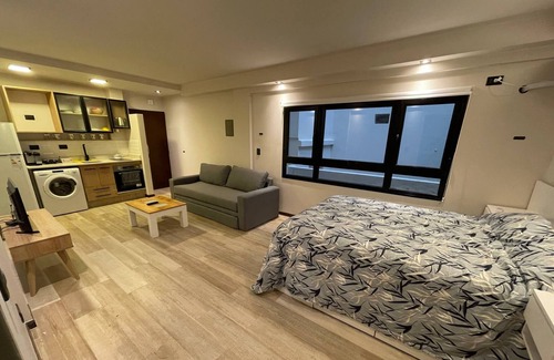 Villa Urquiza Apartment | Stylish Studio in Villa Urquiza with Breakfast & Kitchen