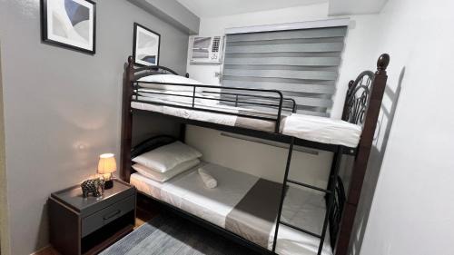 Sasa Hotel | Convenient Seawind Condo: 5 Mins to Davao Airport & Beach