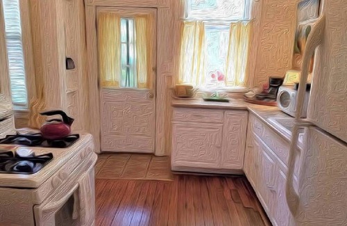 Downtown Little Rock Cottage | Pet-Friendly Urban Guest Cottage - Rated 9.8/10