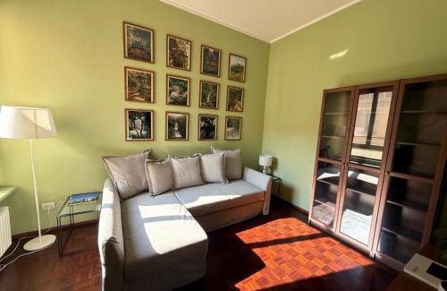 Borgonuovo Apartment | Urban Jungle 5 - Montenapoleone