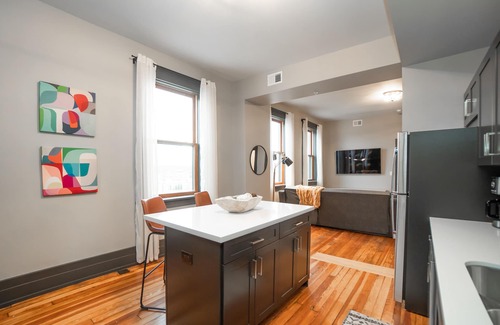 Waterloo Apartment | Experience Urban Lofts - Downtown Waterloo with Accessibility