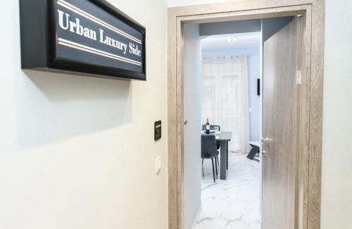 Neapoli-Sykies Apartment | Urban Luxury Side 2