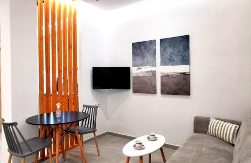 Nea Alikarnassos Apartment | Stylish Urban Luxus Studio - Guest Rated 9/10
