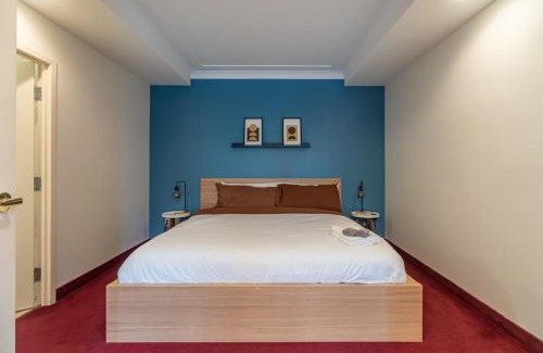 Dartmouth House | Convenient Urban Nest: 1-Bedroom Ground Floor Apartment