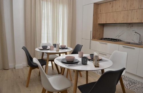 Scafati Apartment | Perfect Getaway: URBAN NEST Apartment by Pompei