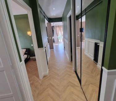 Beauvais Apartment | Child-Friendly Location Appartement - Guest Rated 9.8/10