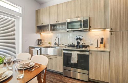 West Oak Hill Apartment | Urban Oasis 1B 1BR Apartment
