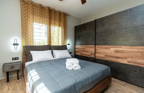 Kalamaria Villa | Tranquil Urban Oasis Pool Villa with Oceanfront Views